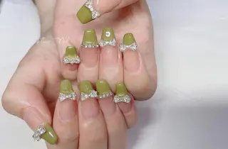 ネイル Flower nailsalon 2号店所属・U M. nailのネイルデザイン