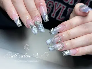 ネイル E.N🦋 長さ出し/持ち込みのネイルデザイン