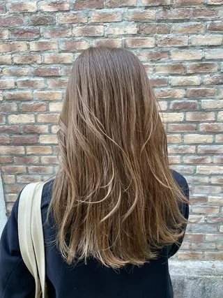 ロング カラー Uil所属・ながこ /透明感カラーのヘアスタイル