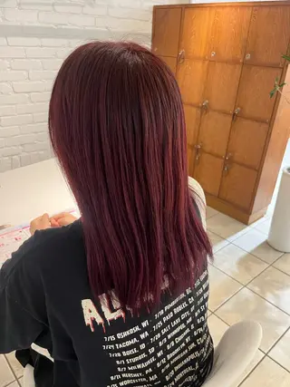 カラー vancouncil春日井所属・山岡 春のヘアスタイル