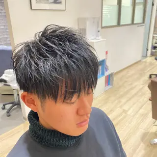 ショート メンズパーマ/ダウン パーマ/十文字玲音のヘアスタイル