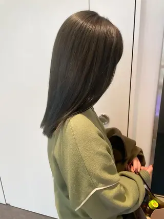 ミディアム カラー ヘアアレンジ アイブロウ ミニボブ/ブリーチ 🌈MISATOのヘアスタイル