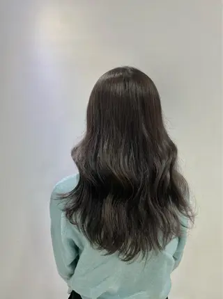 ロング カラー QUEEN'S GARDEN by k-two shinsaibashi所属・k-two心斎橋 ヨシダヒロトのヘアスタイル