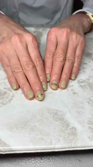 ネイル Ron's 成田のネイルデザイン