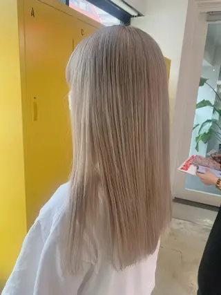 ロング カラー ヘアアレンジ 🧨ブリーチー×ボブ レイヤー💎じゅえるのヘアスタイル