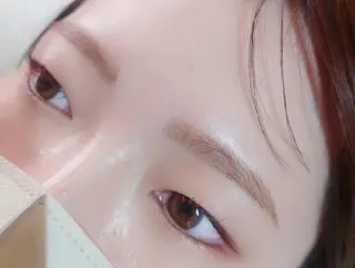 メンズ アイブロウ NAZ eyelash&eyebrow by medical salon所属・NAZ 表参道 Tomokoのマツエク・マツパデザイン