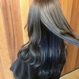 ロング カラー 齋藤 真由のヘアスタイル