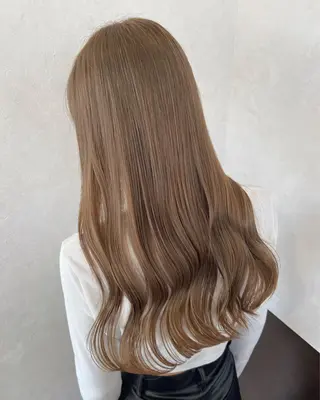 カラー nehus nagaoka所属・🖤複雑履歴ブリーチ Mizuki 🖤のヘアスタイル