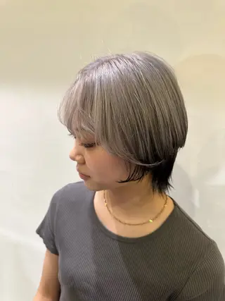 ショート カラー 伊藤 旭華のヘアスタイル