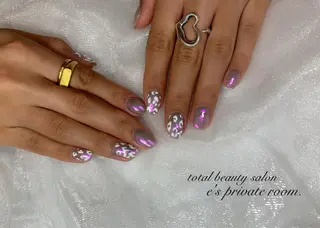 ネイル LAVISH nail salonのネイルデザイン