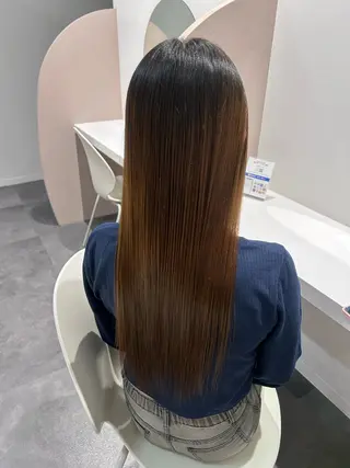 ロング ブリーチ縮毛矯正 ／髪質改善／KEIのヘアスタイル