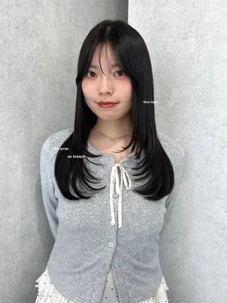 セミロング カラー v-lab studio所属・韓国レイヤーカット/ 艶カラー/ noaのヘアスタイル