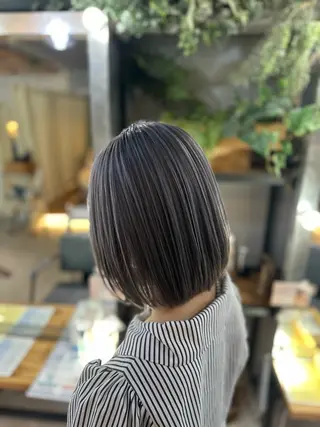 ショート カラー 溜 一太のヘアスタイル