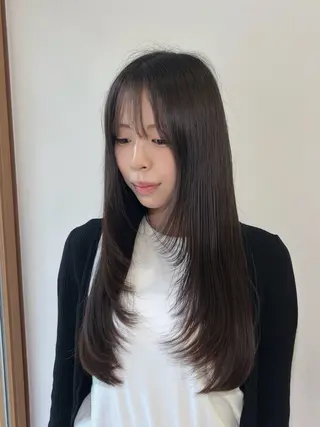 ロング カラー レイヤーカット🐺 hina🩶のヘアスタイル