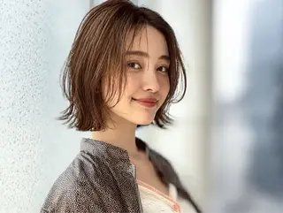 セミロング カラー 佐藤 万倫💞⭐️のヘアスタイル