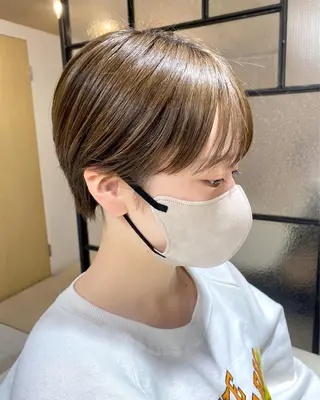 ショート カラー 安永 涼のヘアスタイル