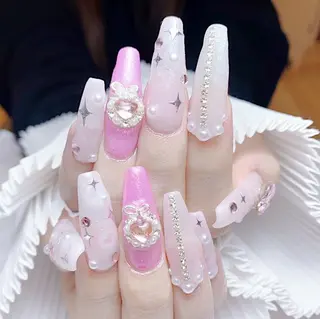 ネイル ☁️Yun nail Rin☁️のネイルデザイン