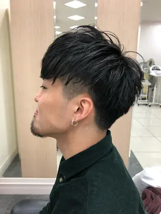 ショート メンズ 渕向 克海のヘアスタイル