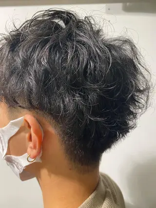 メンズ 柏のセンターパート のプロ関口 柊太のヘアスタイル