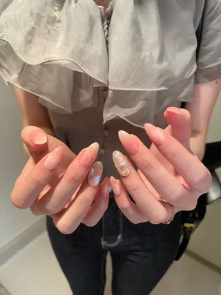 ネイル Ami 🦥のネイルデザイン