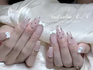 ネイル E.N🦋 長さ出し/持ち込みのネイルデザイン