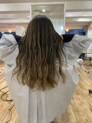 ロング カラー ヘアアレンジ 久米 治仁のヘアスタイル