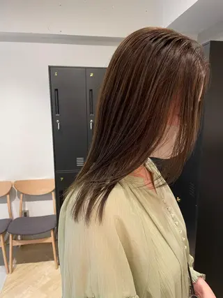 セミロング カラー SALOWIN下北沢所属・hazuki 🌝のヘアスタイル