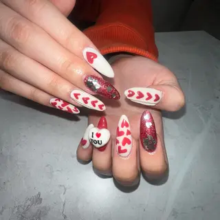 ネイル 谷井 清嘉のネイルデザイン