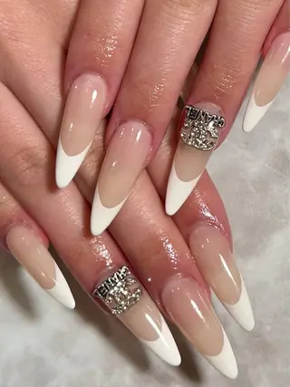 ネイル REBEST Tommyのネイルデザイン