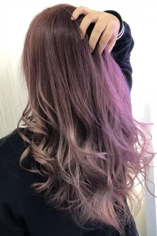 セミロング カラー 🐥こ ま🐥のヘアスタイル