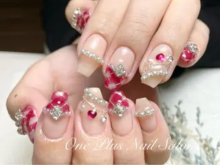 ネイル One Plus Nail Salonのネイルデザイン