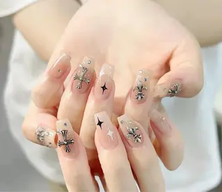 ネイル u1salon所属・ゆい ユイのネイルデザイン