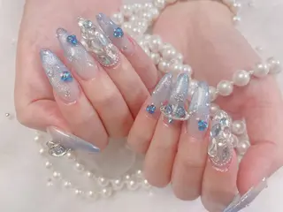 ネイル ネイルサロンエクラ 🫧Shizukaのネイルデザイン