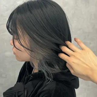 ショート カラー NUMBER_ ユイナのヘアスタイル