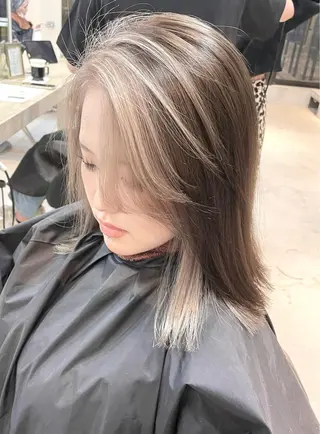 ミディアム カラー Lia所属・皆木 智晴のヘアスタイル