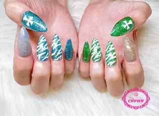ネイル CROWN プライベートサロンのネイルデザイン