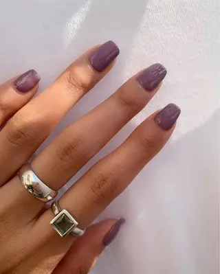 ネイル 佐藤 真衣の眉毛・アイブロウイメージ