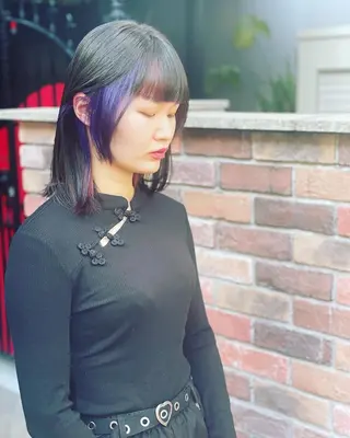 カラー SLIME Seiのヘアスタイル