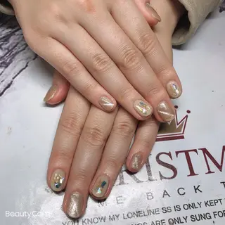 ネイル Guarendo錦糸町店所属・ガレンドウ 白澤 愛子のネイルデザイン