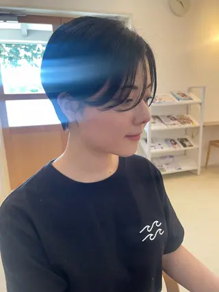 ショート ルプラボウ/日野 /ショート/レイヤーのヘアスタイル