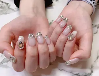 ロング カラー ネイル Q Free nailsのネイルデザイン