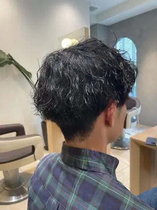 パーマ メンズ 畠山 莉緒のヘアスタイル