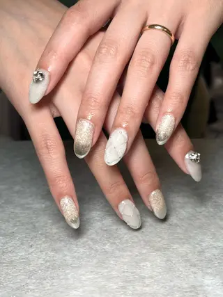 ネイル 🌻Sunrich Fuka🌻のネイルデザイン