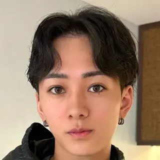 パーマ メンズ GO TODAY シェアサロン　原宿　Verno店所属・センターパート特化/ メンズカット/ヒロキのヘアスタイル