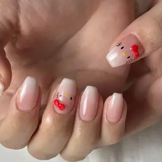 ネイル nail salon LIFE2nd所属・be' Yuhiのネイルデザイン