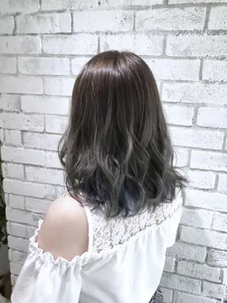 セミロング カラー パーマ ヘアアレンジ メンズ キッズ ネイル マツエク・マツパ バレイヤージュ/ 髪質改善/渡邉悟🌱のヘアスタイル