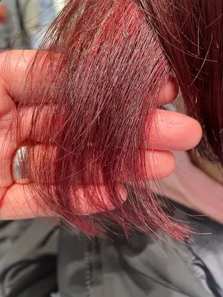 カラー 土屋 美賀のヘアスタイル