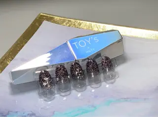 ネイル n o q r m. n a c h iのネイルデザイン