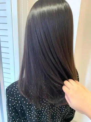 ロング 金澤 夏海のヘアスタイル