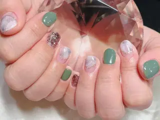 ネイル マツエク・マツパ アイブロウ Nail&eye Belire 新宿のネイルデザイン
